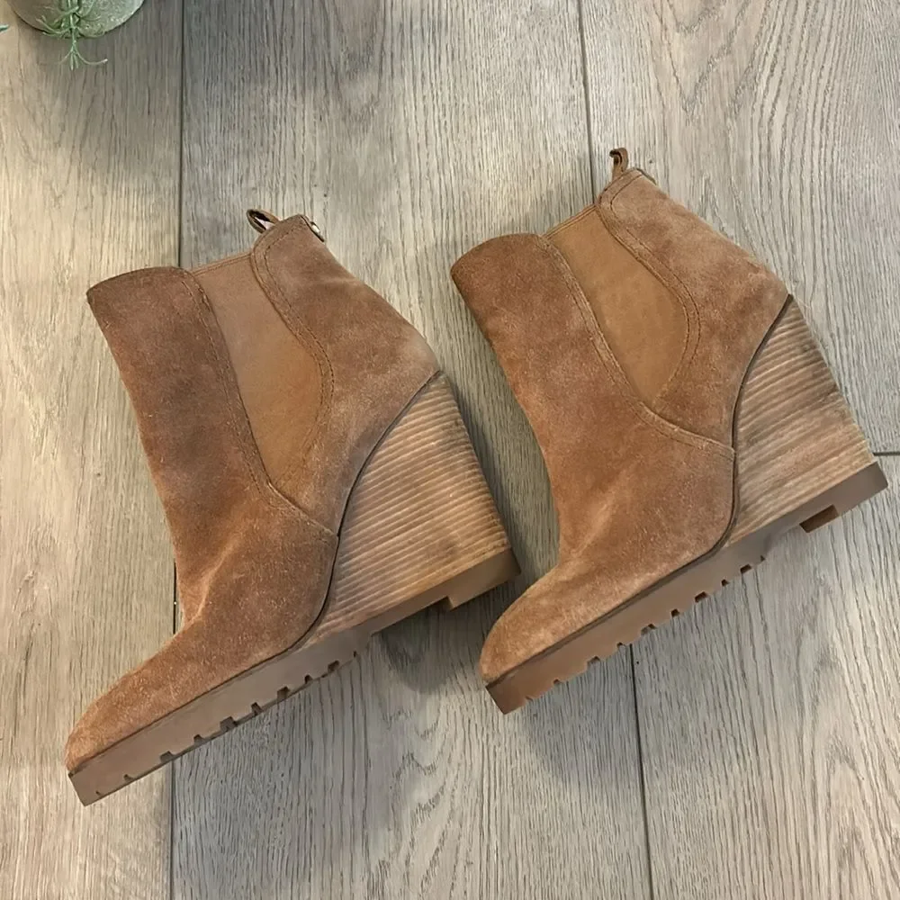 MICHAEL KORS THEA GENUINE SUEDE WEDGE ANKLE BOOTIES CHESTNUT BROWN SIZE 9.5